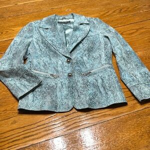 Pamela McCoy leather blazer in snakeskin pattern. Size XS.